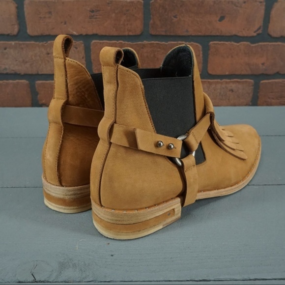 ISO!!!!! Freda Salvador Fringe Boots Size 11 - Picture 2 of 4